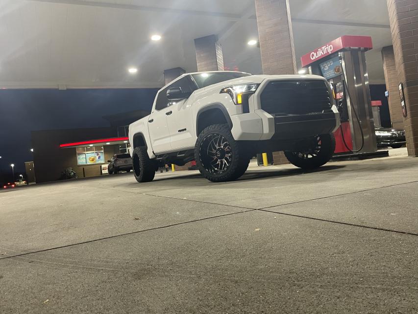 6 Inch Lifted 2022 Toyota Tundra 4WD