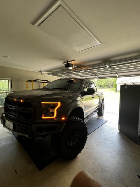 4.5 Inch Lifted 2018 Ford Raptor 4WD