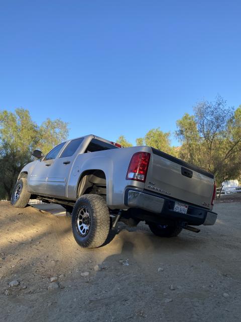 3.5 Inch Lifted 2008 GMC Sierra 1500 4WD
