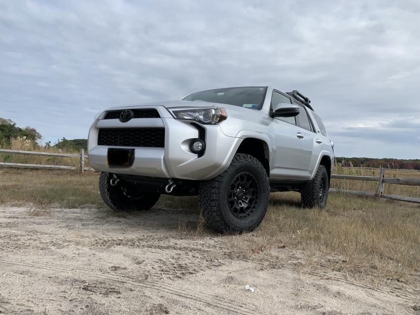 2.5 inch Lifted 2014 Toyota 4Runner 4WD
