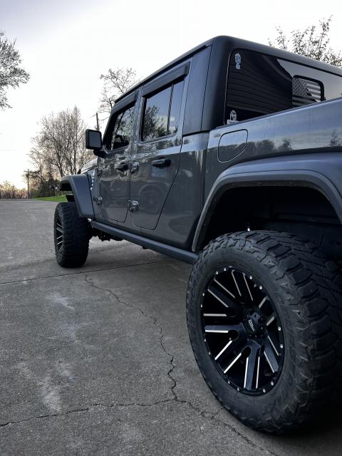 3.5 Inch Lifted 2020 Jeep Gladiator JT 4WD