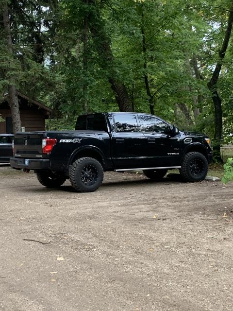3 Inch Lifted 2017 Nissan Titan 4WD