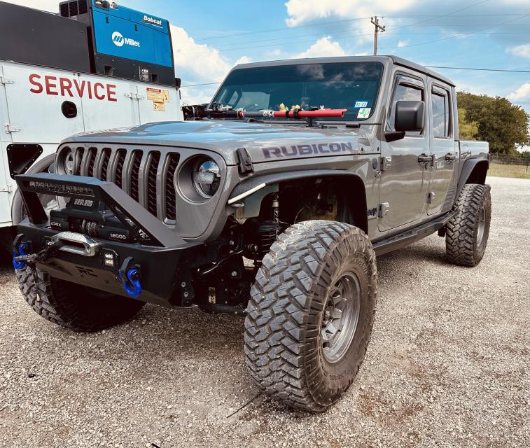 3.5 Inch Lifted 2023 Jeep Gladiator JT 4WD