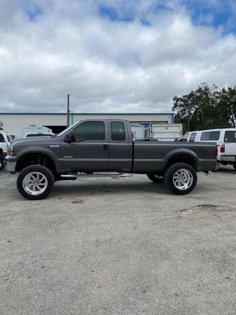 6 Inch Lifted 2006 Ford F-250 Super Duty 4WD