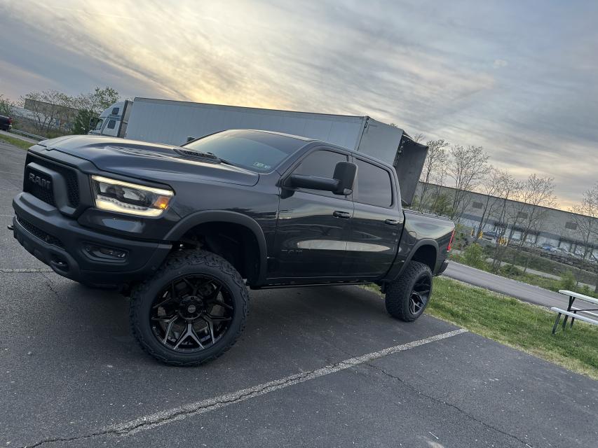 6 Inch Lifted 2019 Ram 1500 4WD