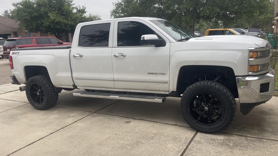3.5 Inch Lifted 2018 Chevy Silverado 2500 HD 4WD