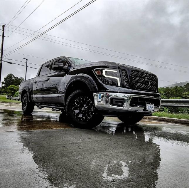 2019 Nissan Titan 4WD
