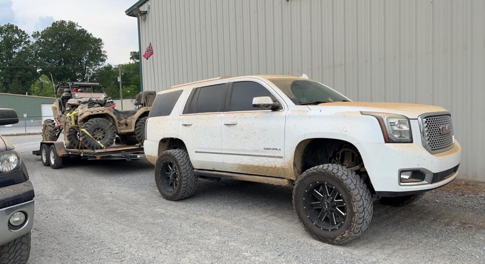 6 Inch Lifted 2015 GMC Yukon 4WD
