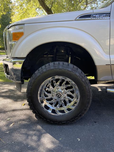 2.5 inch Lifted 2012 Ford F-350 Super Duty 4WD