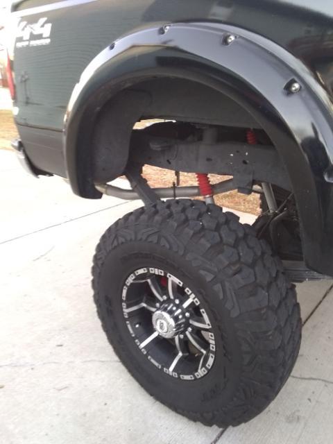 7.5 Inch Lifted 2002 Ford F-250 Super Duty 4WD