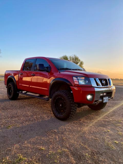 4 Inch Lifted 2012 Nissan Titan 4WD