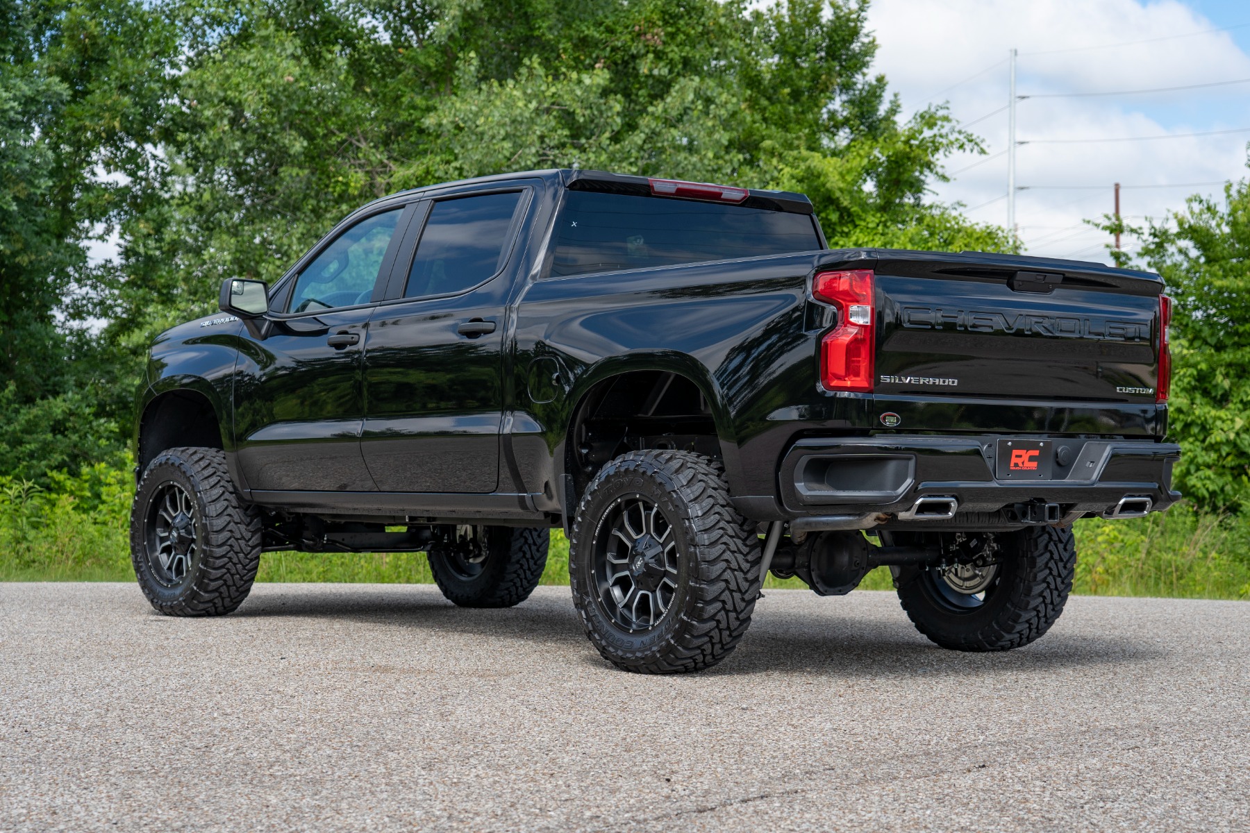 6 Inch Lifted 2019 Chevy Silverado 1500