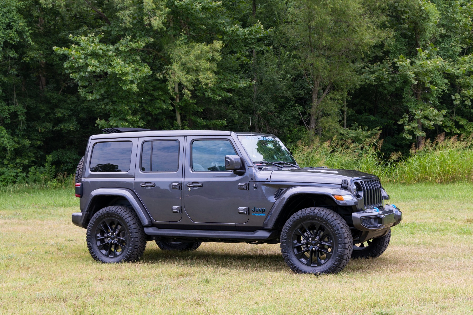 2.5 Inch Lifted 2021 Jeep Wrangler 4xE