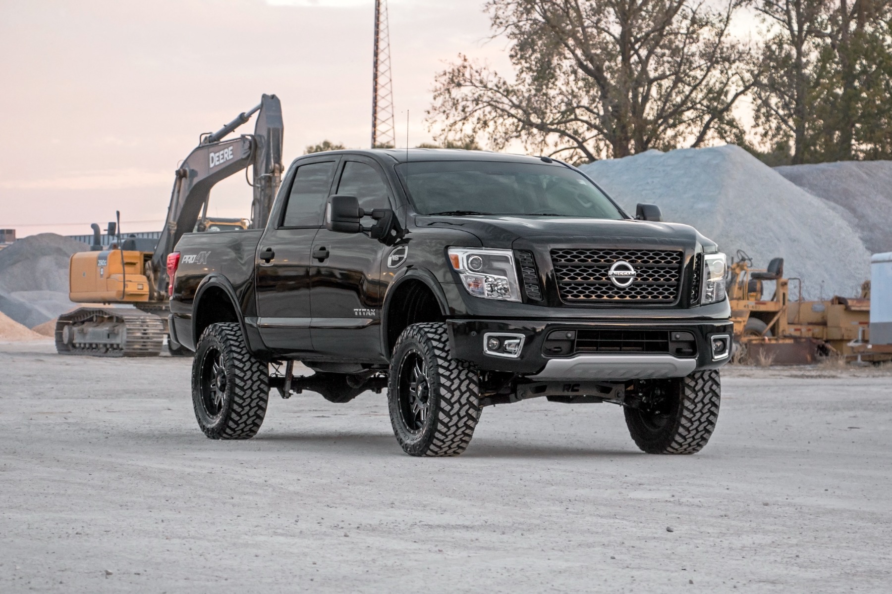 6 Inch Lifted 2017 Nissan Titan Pro4X
