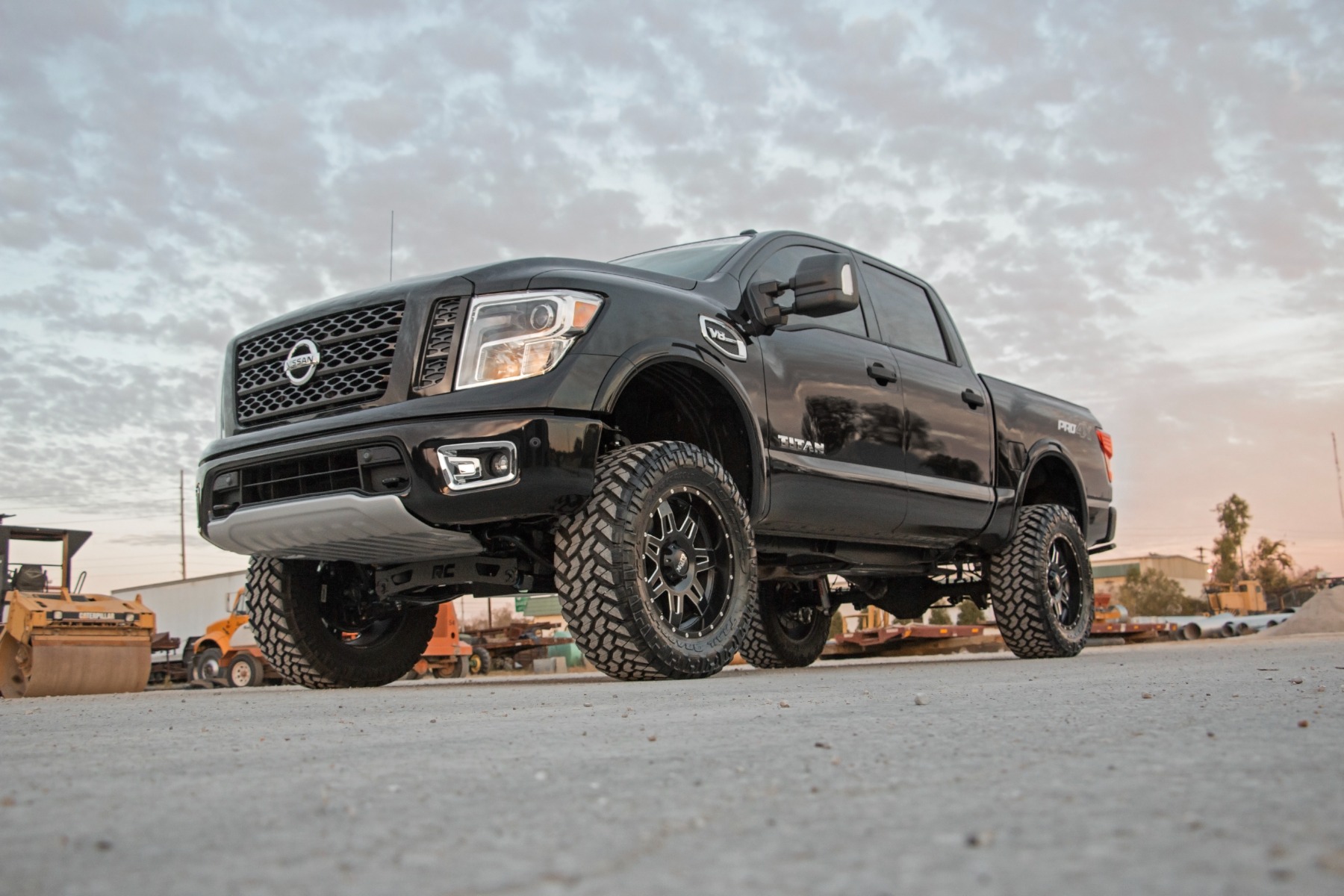 6 Inch Lifted 2017 Nissan Titan Pro4X