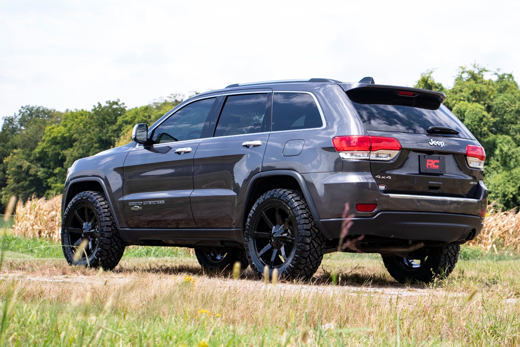 2.5 Inch Lifted 2018 Jeep Grand Cherokee