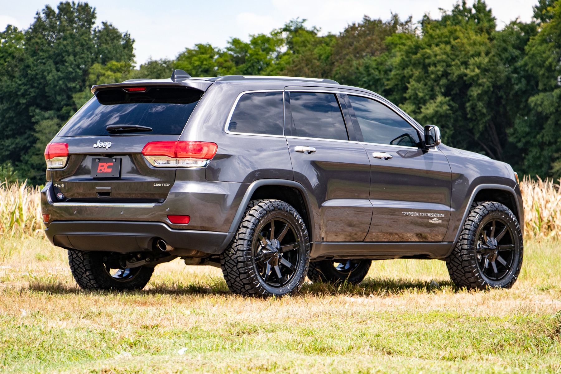 2.5 Inch Lifted 2018 Jeep Grand Cherokee