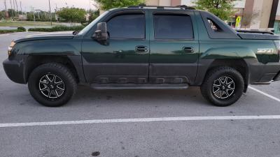 6 Inch Lifted 2003 Chevy Avalanche 1500 4WD