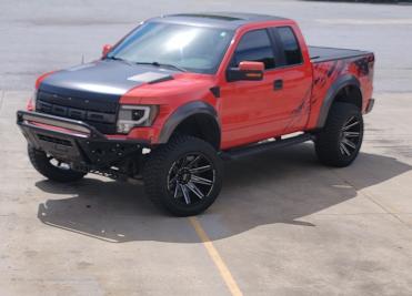 4.5 Inch Lifted 2010 Ford Raptor 4WD