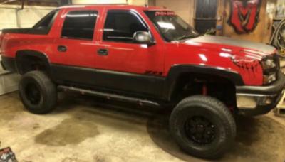 6 Inch Lifted 2003 Chevy Avalanche 1500 4WD