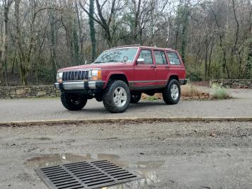 3 Inch Lifted 1990 Jeep Cherokee XJ 4WD