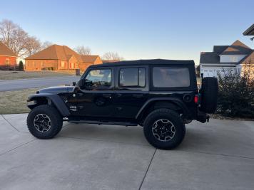 2.5 inch Lifted 2018 Jeep Wrangler JL Unlimited 4WD